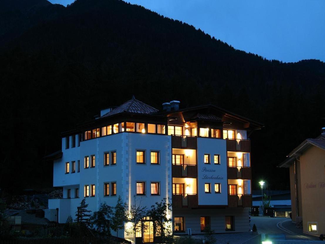 Hotel Laerchenhain Сан-Валентіно-Алла-Мута Екстер'єр фото