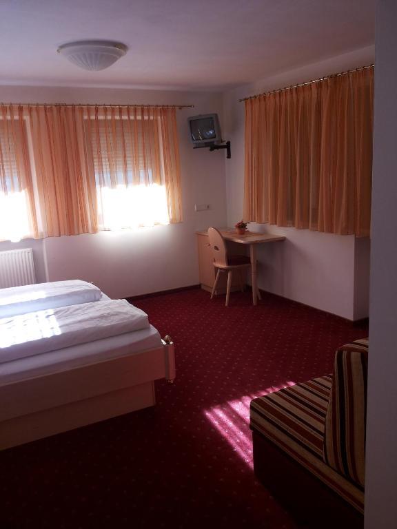 Hotel Laerchenhain Сан-Валентіно-Алла-Мута Номер фото